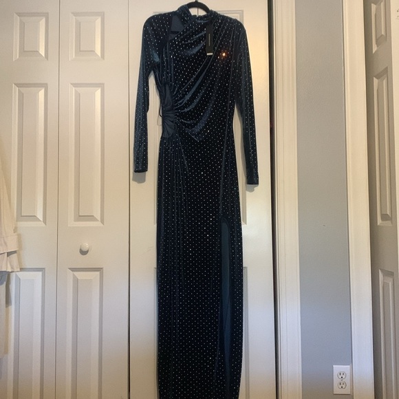 bcbg blue velvet dress Long Sleeve Halter Velvet Gown Black / 2